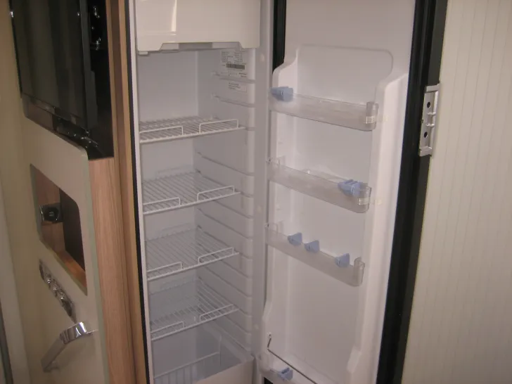 Fahrzeugbild Bürstner Delfin T 680 G #16