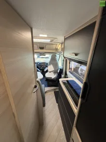 Fahrzeugbild Challenger Van Sport Edition V114 Arctic ACC Drive ATM 2026 #24