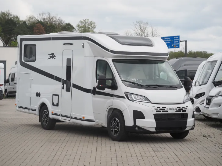 Fahrzeugbild Laika KOSMO L319, Komfortpaket, Hubbett, Automatik #2