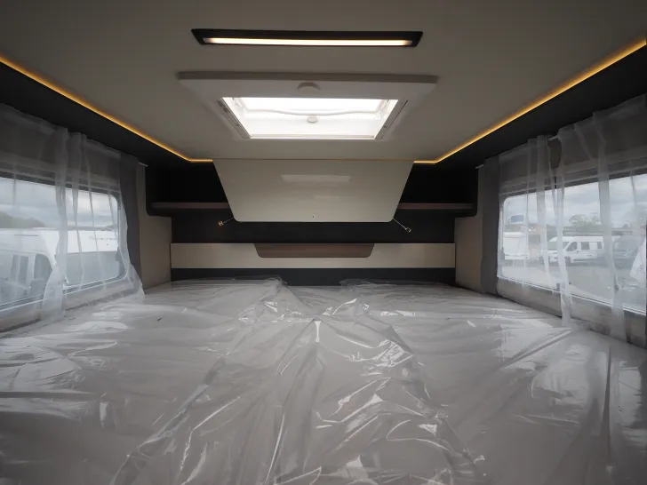 Fahrzeugbild Laika KOSMO L319, Komfortpaket, Hubbett, Automatik #17