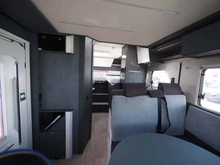 Fahrzeugbild Laika KOSMO L319, Hubbett, Komfort-Paket #7