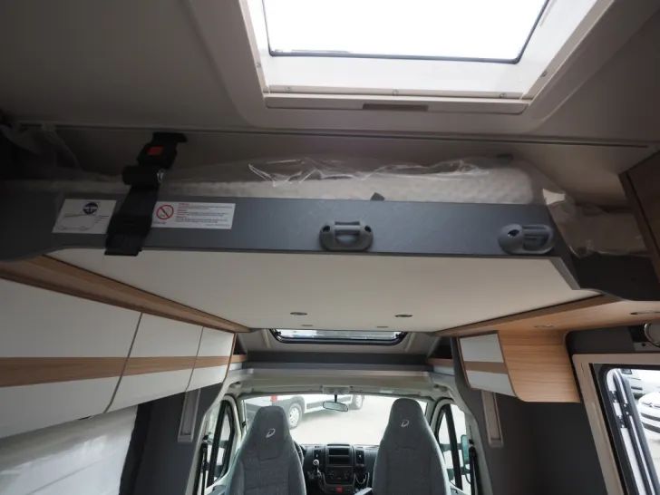 Fahrzeugbild Dethleffs Just T 7052 EB, Hubbett, Isofix, Markise, uvm. #14