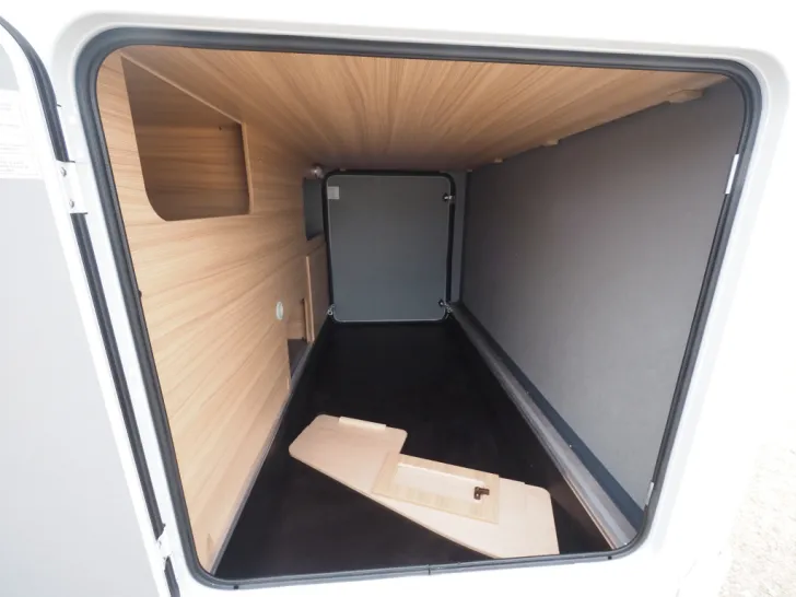 Fahrzeugbild Dethleffs Just T 7052 EB, Hubbett, Isofix, Markise, uvm. #17