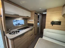 Fahrzeugbild Knaus Südwind 500 QDK Black Selection Sitzgruppe-Bettumbau #6