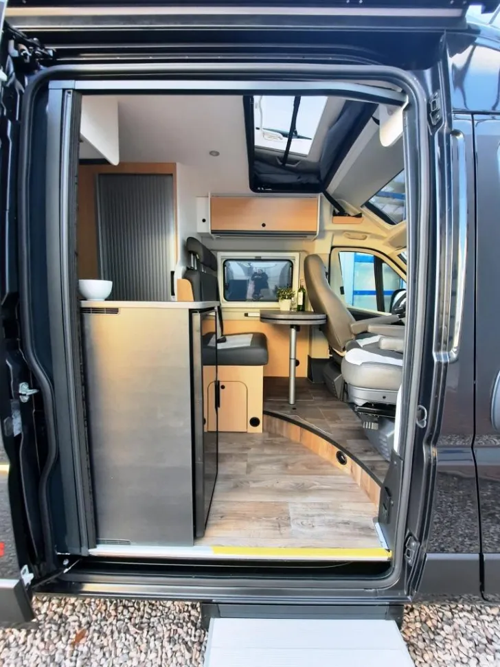 Fahrzeugbild Sunlight Camper Van Cliff 600 X RT Verfüg./Sparen Sie 6.901,- € #10
