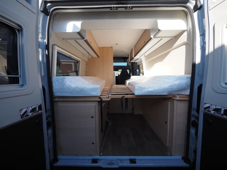 Fahrzeugbild Sunlight CLIFF 640 X RT 26, Vollausstattung ! +Aufstelld. #7