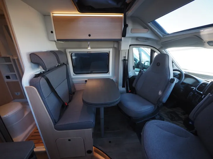 Fahrzeugbild Sunlight CLIFF 640 X RT 26, Vollausstattung ! +Aufstelld. #9