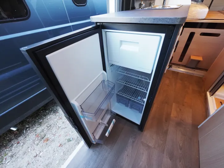 Fahrzeugbild Sunlight CLIFF 640 X RT 26, Vollausstattung ! +Aufstelld. #14