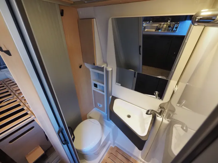 Fahrzeugbild Sunlight CLIFF 640 X RT 26, Vollausstattung ! +Aufstelld. #22