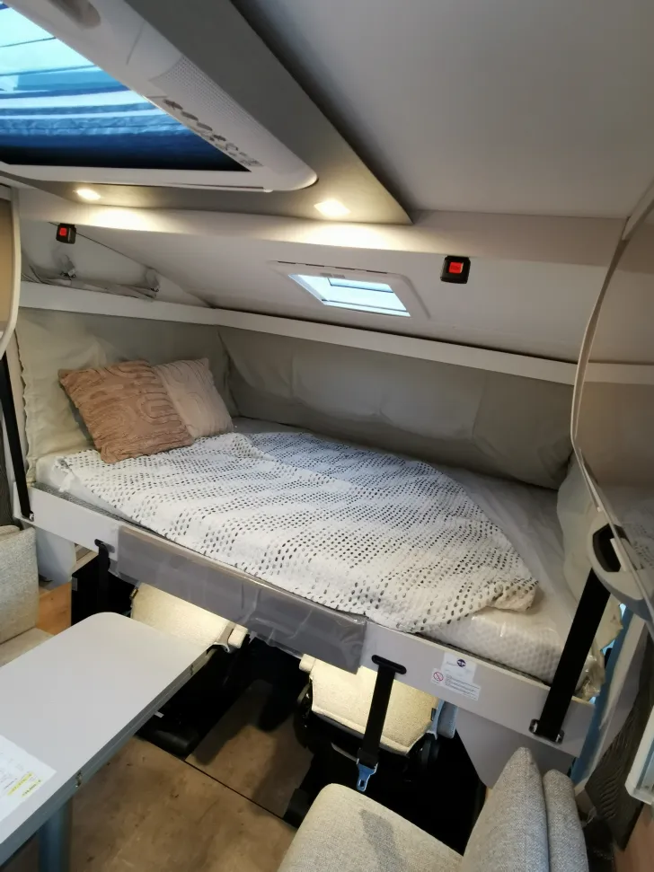 Fahrzeugbild Dethleffs Esprit I 7150-2 EBL GT-Paket+SAT+TV* #23