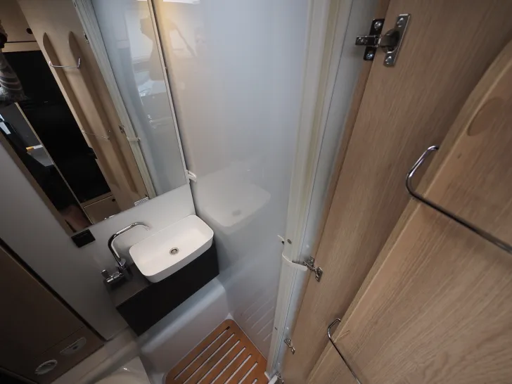 Fahrzeugbild Sunlight T 67 Adventure Edition #16