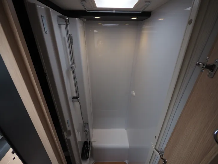 Fahrzeugbild Sunlight T 67 Adventure Edition #18