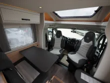 Fahrzeugbild Sunlight T 67S Adventure Edition, Automatik, Hubbett #4