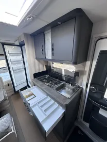 Fahrzeugbild Hobby De Luxe 490 KMF #10