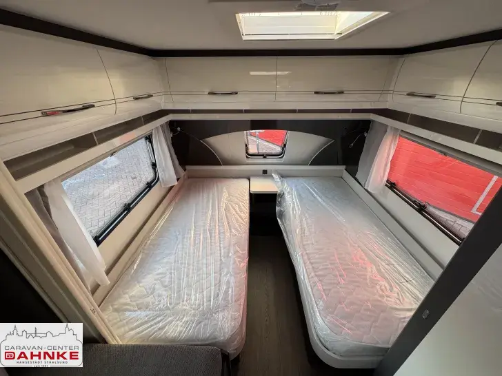 Fahrzeugbild Hobby Excellent 460 SL Autark, City Wasser #10