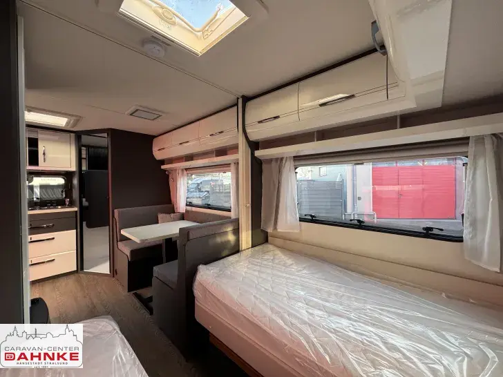 Fahrzeugbild Hobby Excellent 460 SL Autark, City Wasser #13