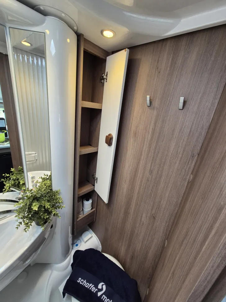 Fahrzeugbild Carado V132 pro+ #24