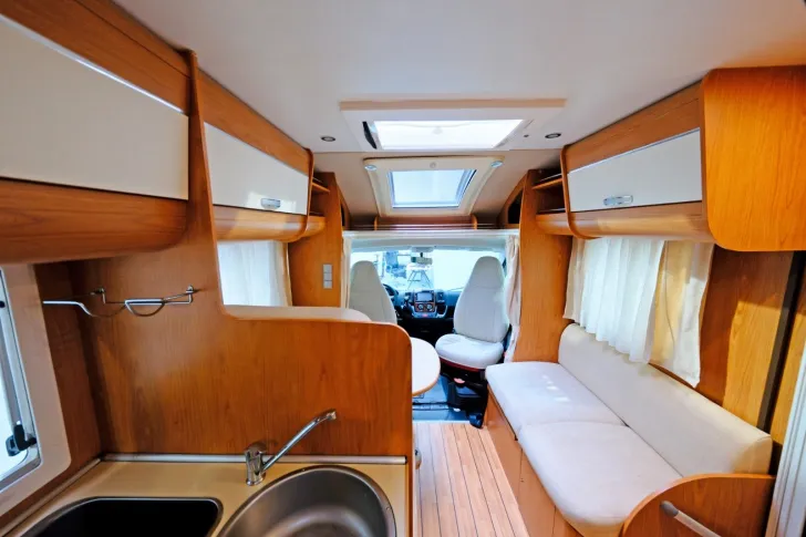 Fahrzeugbild XGO Coupe 303/Festbett/Garage/Klimaanlage/Markise #6