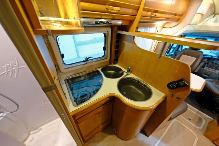 Fahrzeugbild Rapido 7066 DF/Einzelbetten/Solar/Klima/Preisgarantie #13