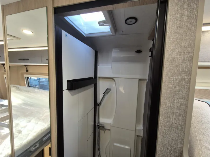 Fahrzeugbild Randger R635 Fiat 140 PS Automatik/Hubbett/Lithium/Solar #10
