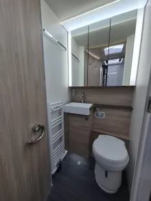 Fahrzeugbild Frankia Platin I 7400 Plus Pure 5.5 t #10