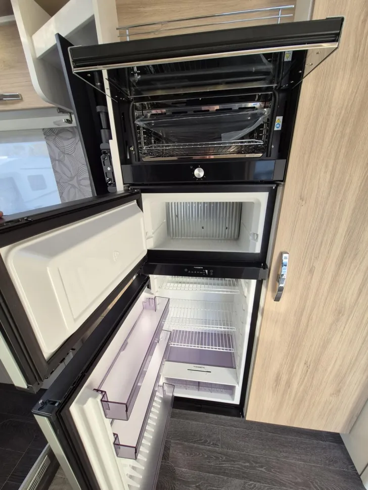 Fahrzeugbild Frankia Platin I 7400 Plus Pure 5.5 t #15