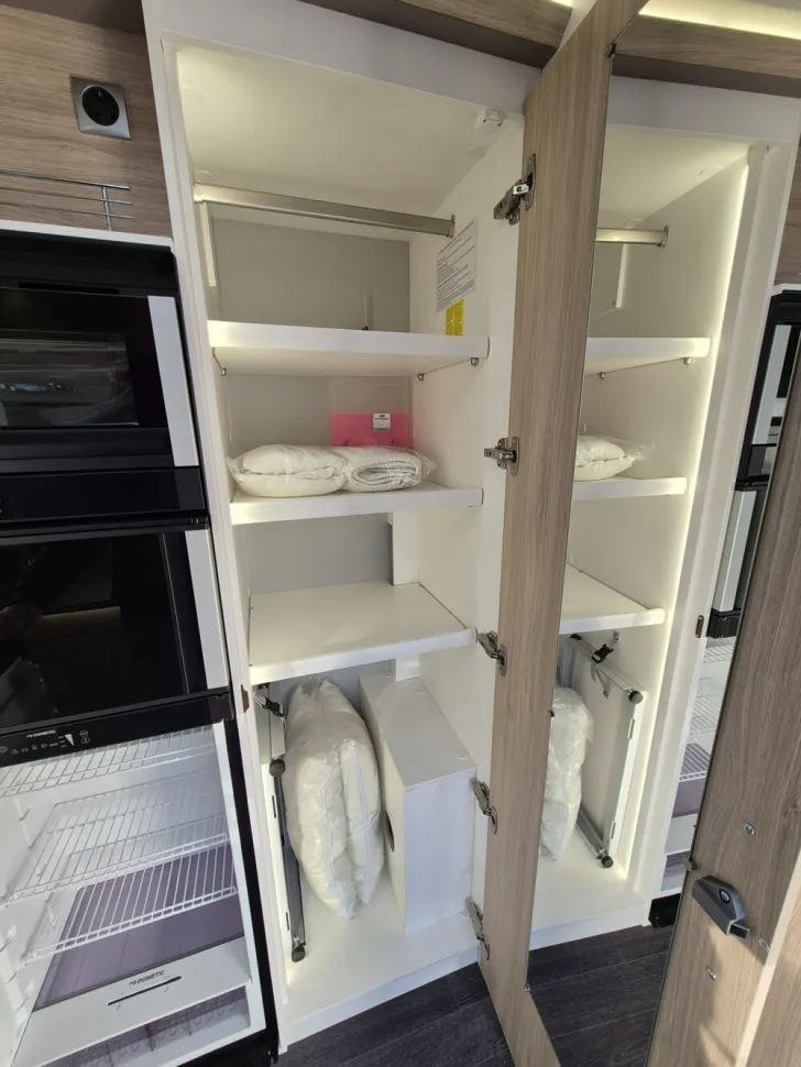 Fahrzeugbild Frankia Platin I 7400 Plus Pure 5.5 t #16