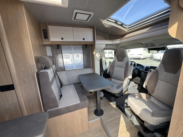 Fahrzeugbild Hobby OnTour C 700 GQ #10