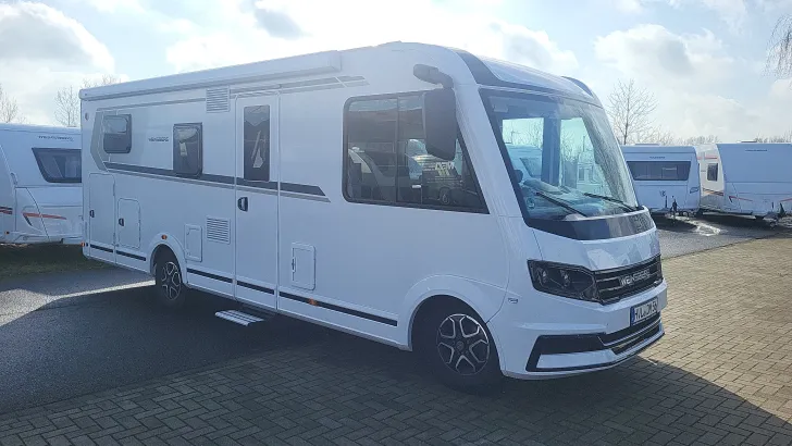 Schräg Vorne Weinsberg CaraCore 700 MEG Automatik