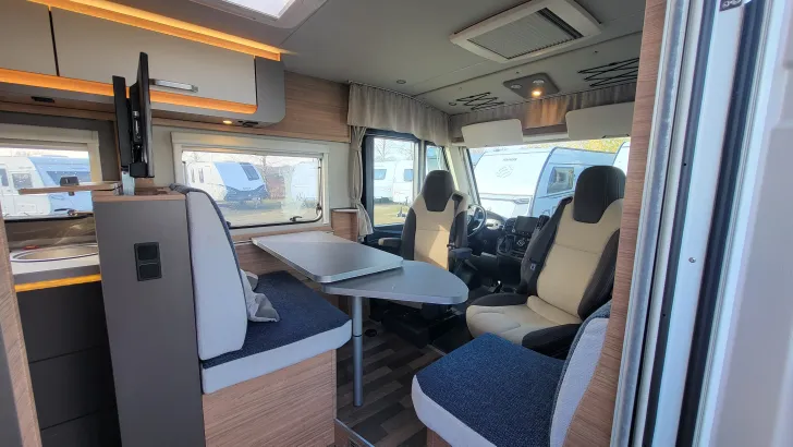 Sitzgruppe Weinsberg CaraCore 700 MEG Automatik