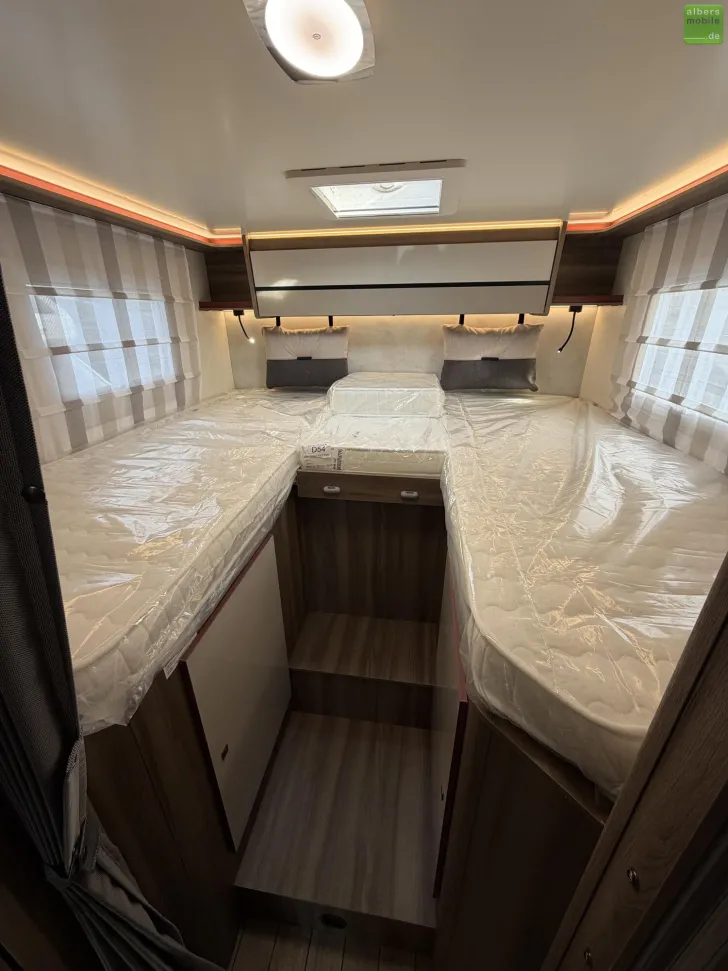 Fahrzeugbild Roller Team Kronos 284 M WinterPaket 200W Solar ACC Heavy 26 #17