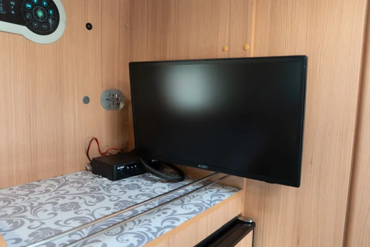 Fahrzeugbild Ahorn Camp Canada TE plus *Hubbett*SAT*TV*3 x Solar* #13