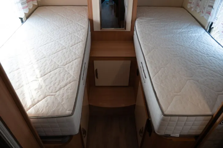 Fahrzeugbild Ahorn Camp Canada TE plus *Hubbett*SAT*TV*3 x Solar* #17