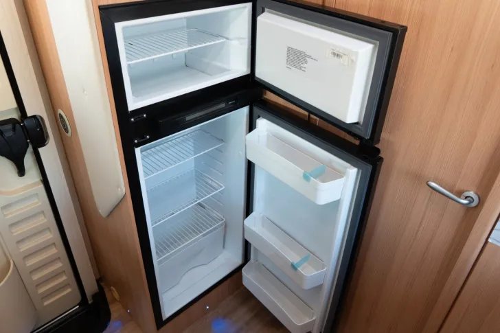 Fahrzeugbild Ahorn Camp Canada TE plus *Hubbett*SAT*TV*3 x Solar* #18