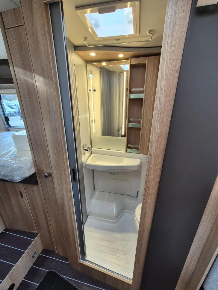 Fahrzeugbild Knaus SKY TI 650 MEG -IC Line- #25