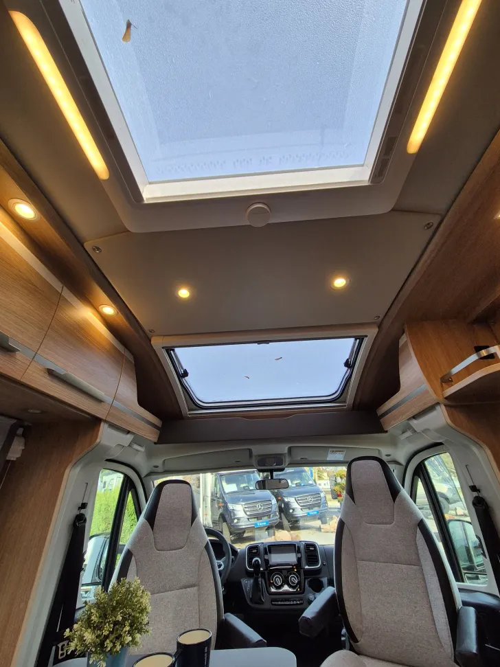 Fahrzeugbild Knaus SKY TI 650 MEG -IC Line- #34