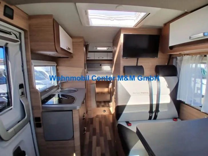 Fahrzeugbild Weinsberg CaraCompact 600 MEG Edition Pepper MJ25 Premium #4