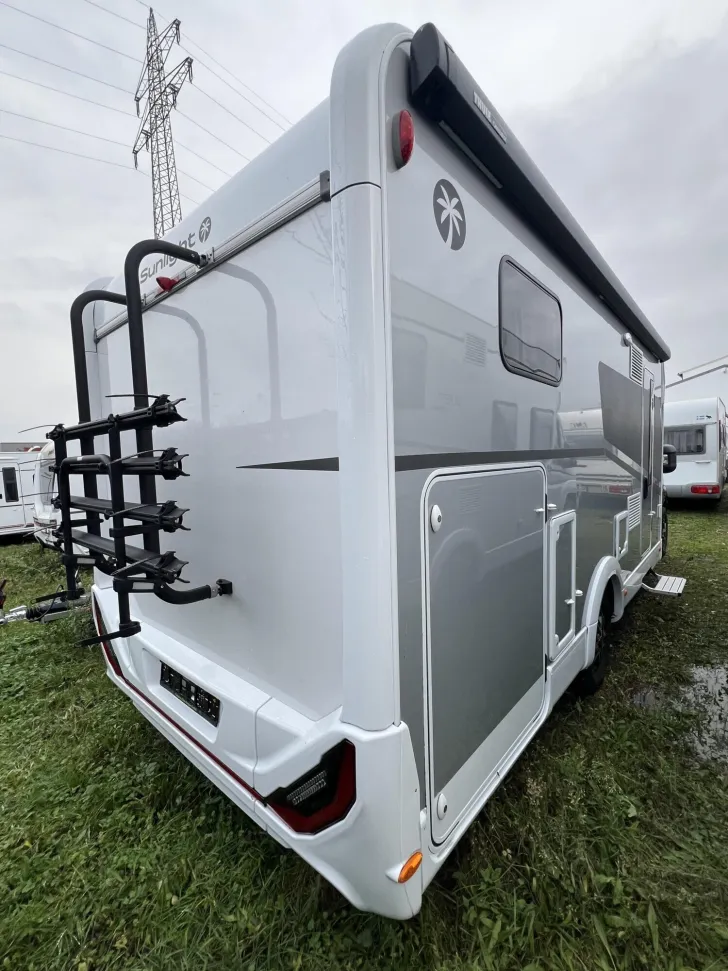 Fahrzeugbild Sunlight T XX 68 *WIFI*LTE*TV*NAVI*RFK*Automatik*Hubbett* #4