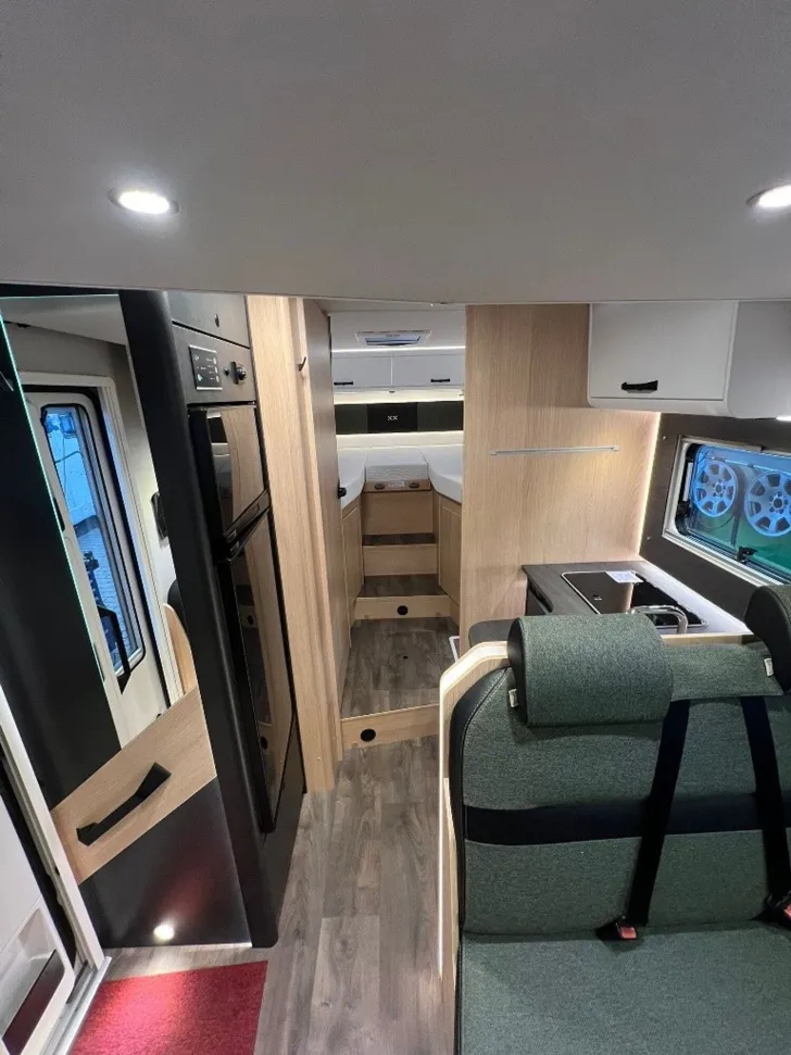 Fahrzeugbild Sunlight T XX 68 *WIFI*LTE*TV*NAVI*RFK*Automatik*Hubbett* #9