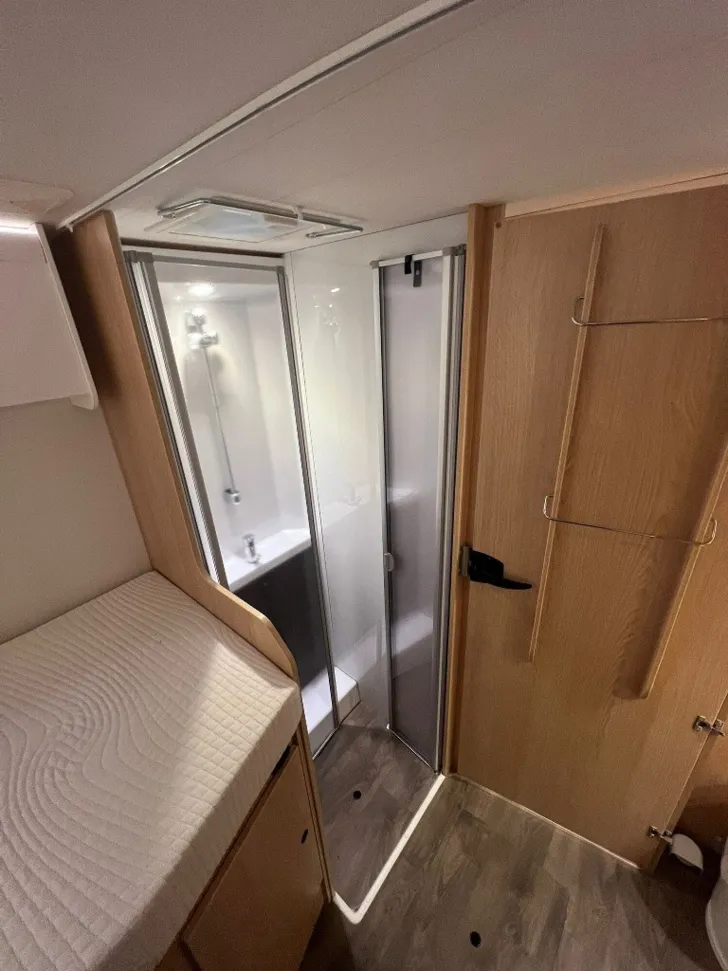 Fahrzeugbild Sunlight T XX 68 *WIFI*LTE*TV*NAVI*RFK*Automatik*Hubbett* #17