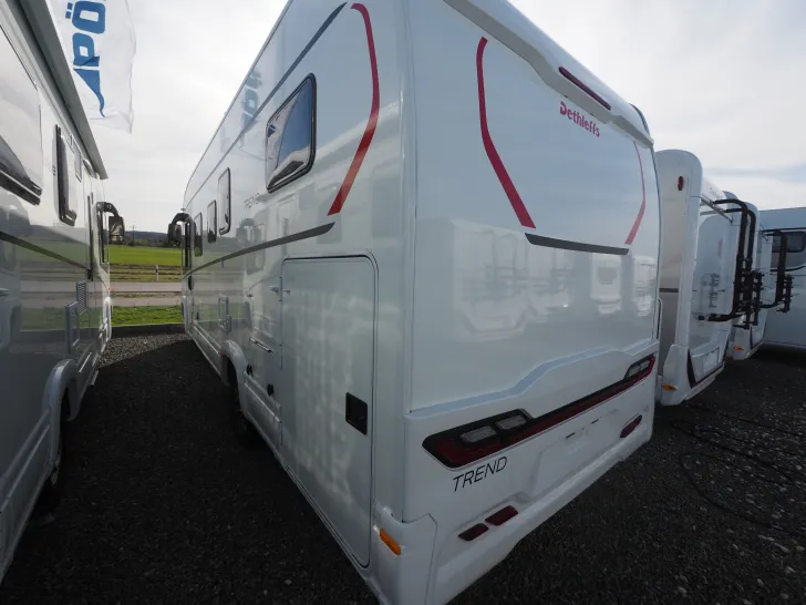 Fahrzeugbild Dethleffs Trend I 7057 EBL, 180 PS Autom., Loungesitzgr. #6