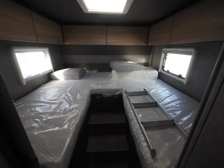 Fahrzeugbild Dethleffs Trend I 7057 EBL, 180 PS Autom., Loungesitzgr. #14