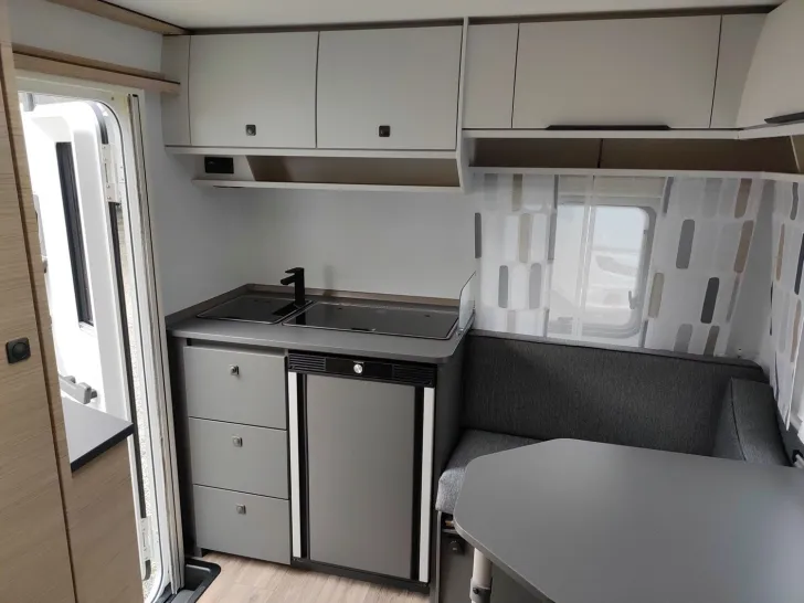 Fahrzeugbild Fendt Apero Activ 390 FH #9