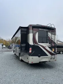 Fahrzeugbild THOR Motor Coach Miramar #4