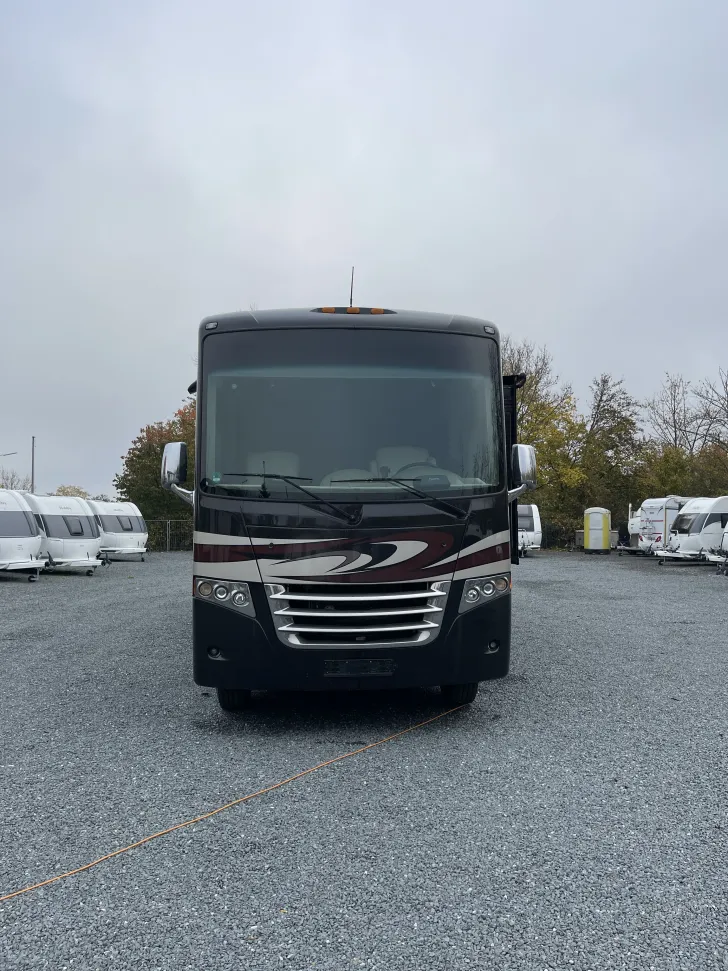 Fahrzeugbild THOR Motor Coach Miramar #2