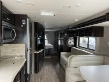 Fahrzeugbild THOR Motor Coach Miramar #21