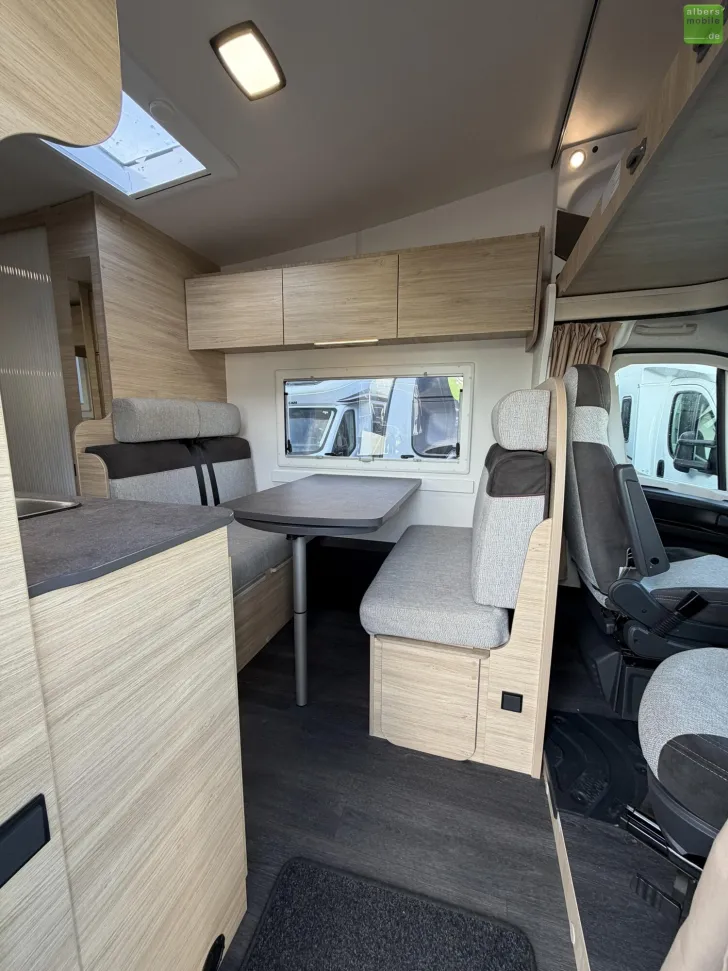 Fahrzeugbild Challenger Alkoven C387 Start Edition 6-Schlafplätze Solar #9
