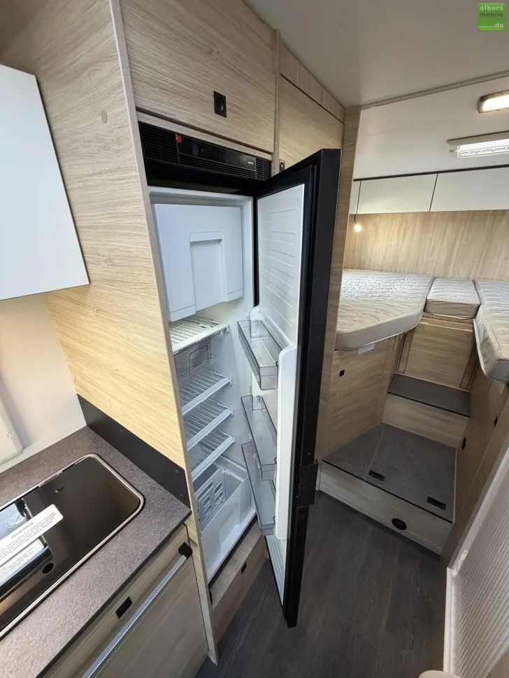 Fahrzeugbild Challenger Alkoven C387 Start Edition 6-Schlafplätze Solar #17