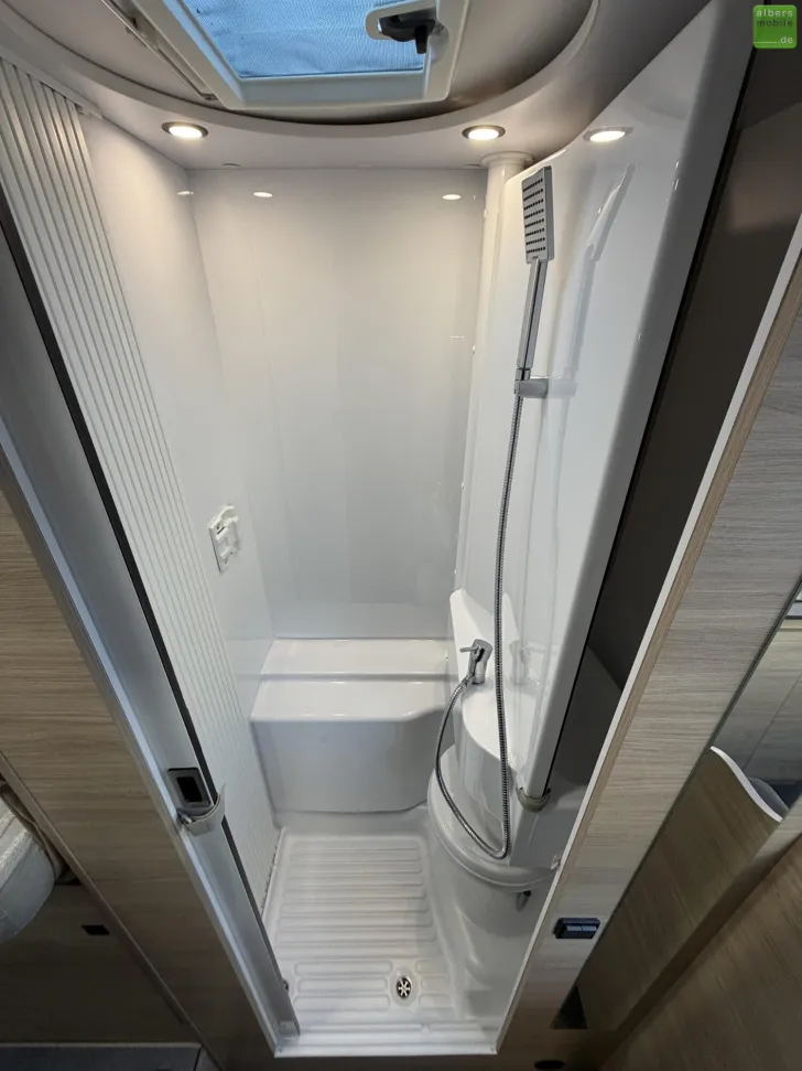 Fahrzeugbild Challenger Alkoven C387 Start Edition 6-Schlafplätze Solar #24