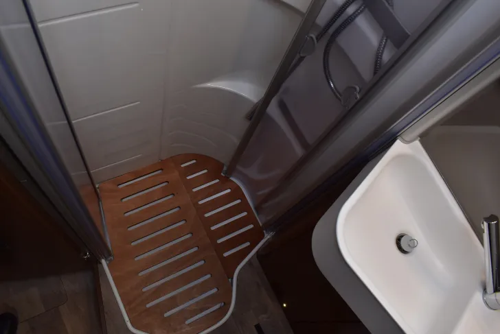 Fahrzeugbild Hymer B-Klasse MC T 580 Mercedes, Automatik, Distronic #19